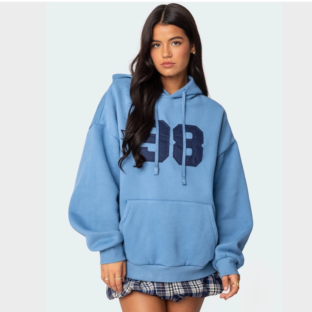 NWT 💙 Edikted Hoodie